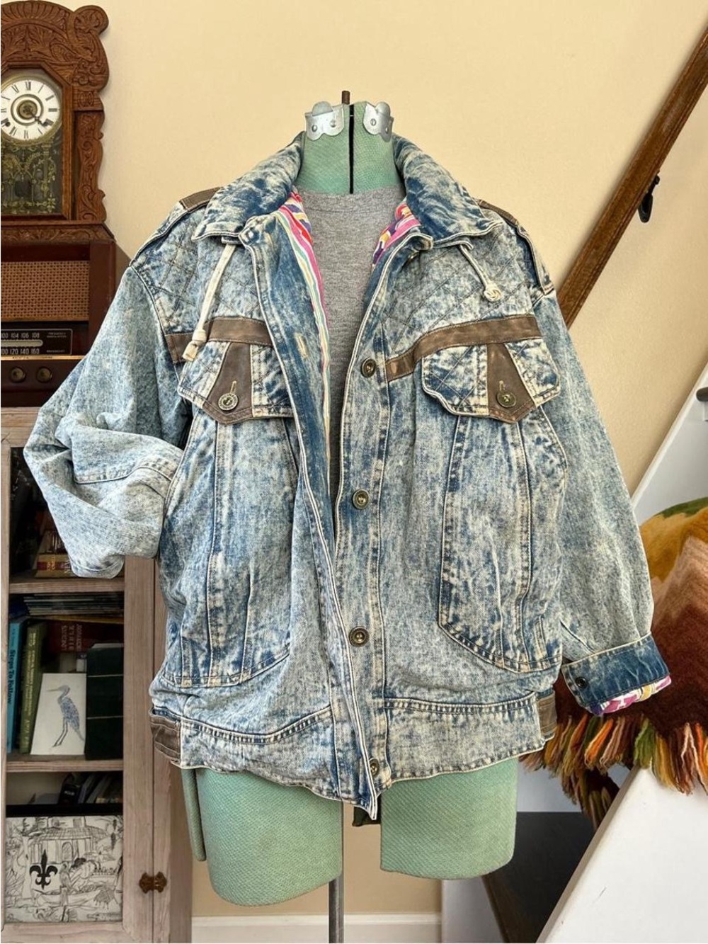 Vintage 80s Acid wash Denim Bomber Jacket Aztec Southwestern Oversized Large